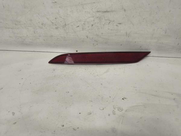 CATADIOPTRE ARRIERE GAUCHE VW - Vue 1